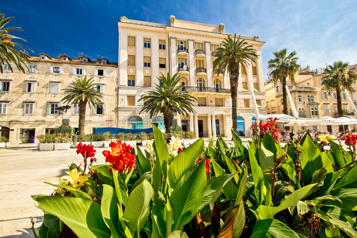 Split Riva waterfront nature and architecture, Dalmatia, Croatia shutterstock_219427663-2