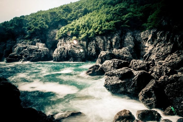 Mediterranean-rocky-shores-and-landscape-shutterstock_236803459-2