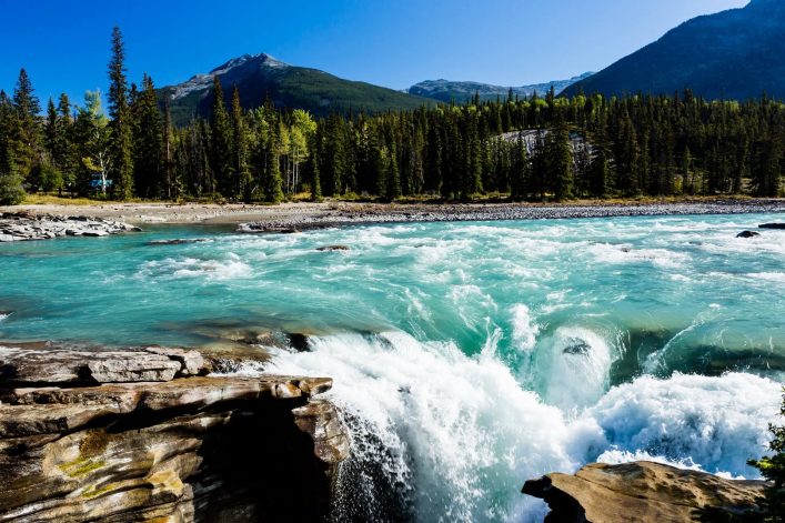 Die Athabasca Falls in Kanada