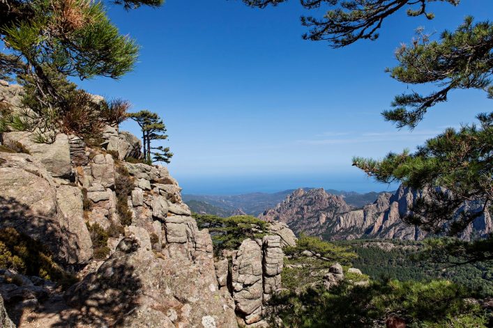GR 20 Wanderweg vorbei an Bavella in Korsika