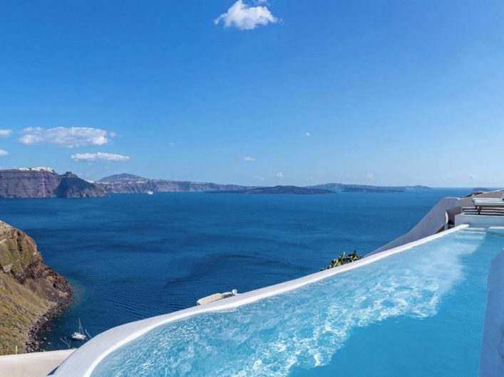 IBE_Canaves-Oia-Santorin1