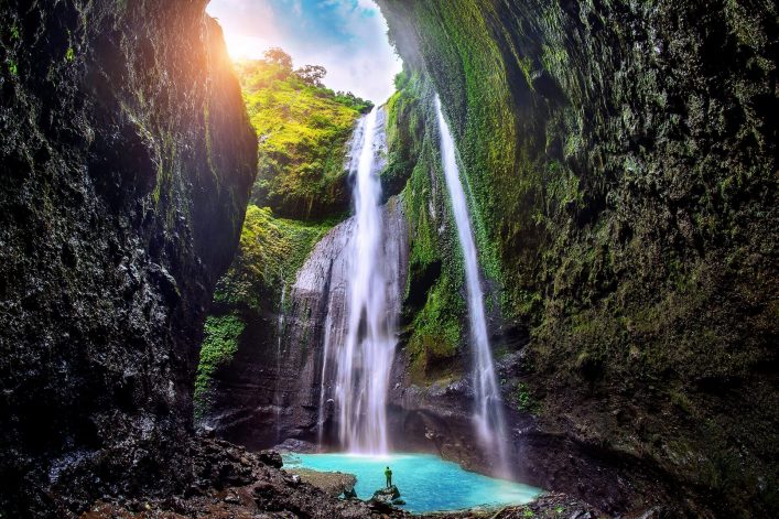 Der Madakaripura-Wasserfall auf Java