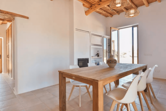 Poolvilla auf Ibiza
