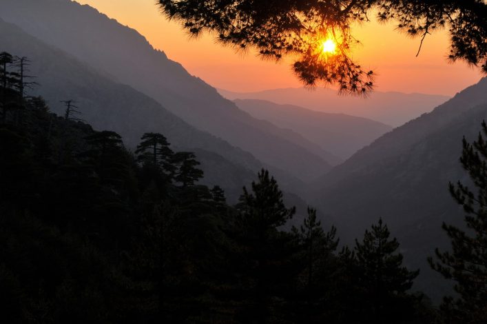 Sonnenaufgang in Korsika beim Wandern