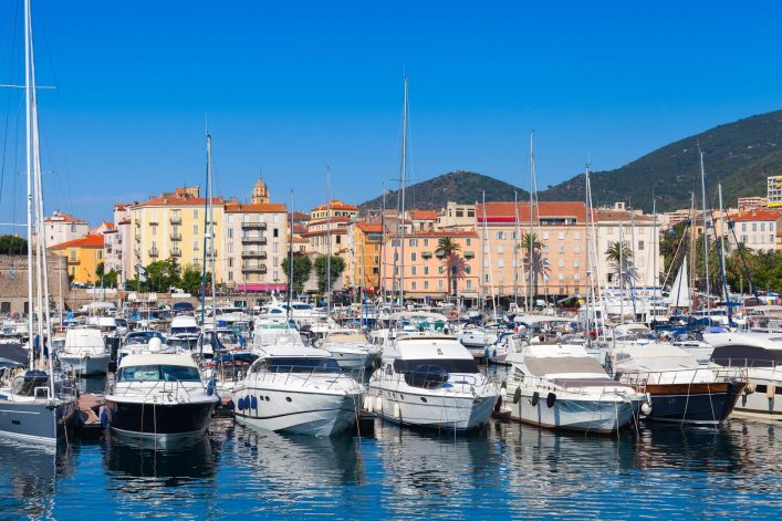 Yachthafen in Ajaccio auf der Insel Korsika