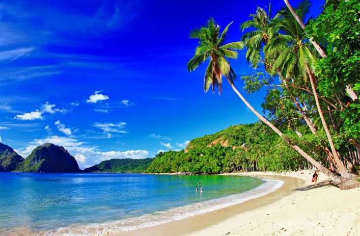 Strand-El-Nido-Pawalan-iStock-454406649