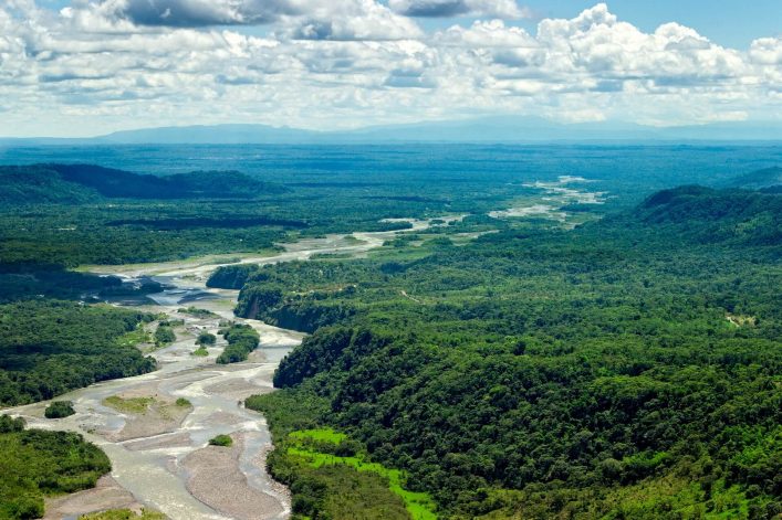 Quer durch Südamerika schlängelt sich der Amazonas