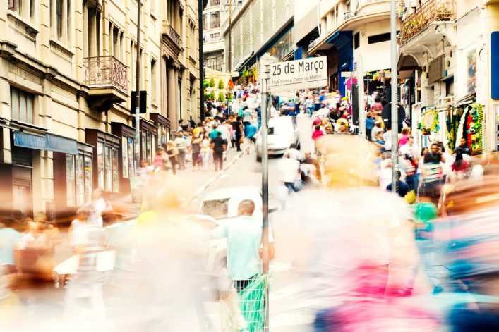 Die Rua 25 de Março ist voller Leben