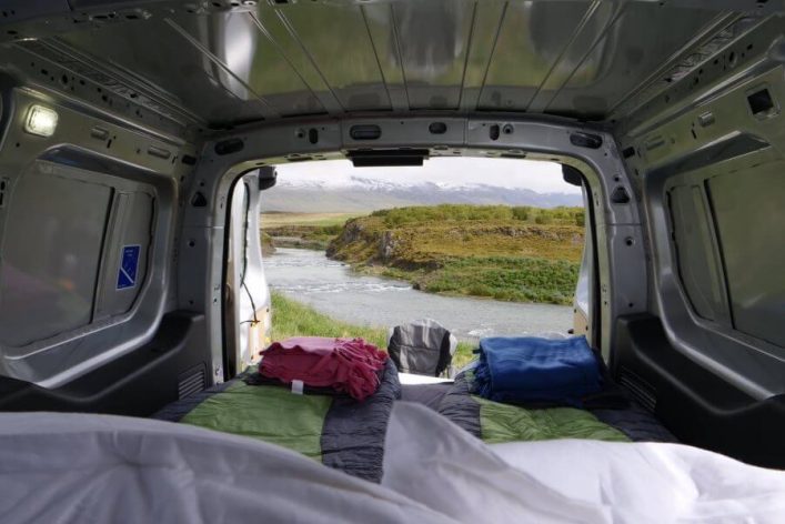 Airbnb Camping in Island