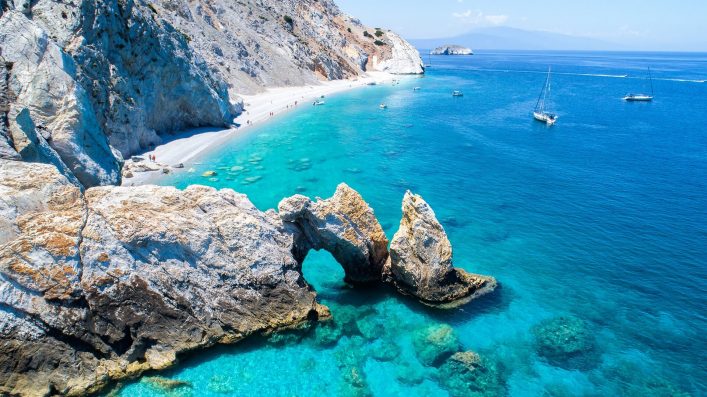 Der Lalaria Strand zählt zu den schönsten ganz Griechenlands