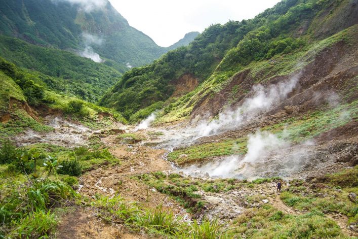 Der Boiling Lake auf Dominica zieht jährlich viele Touristen an
