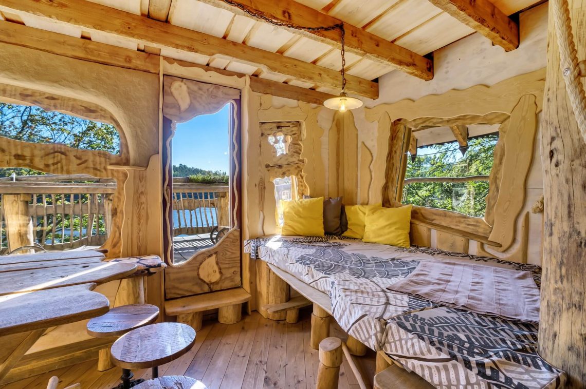 Romantikbaumhaus im Baumhaushotel Kriebelland