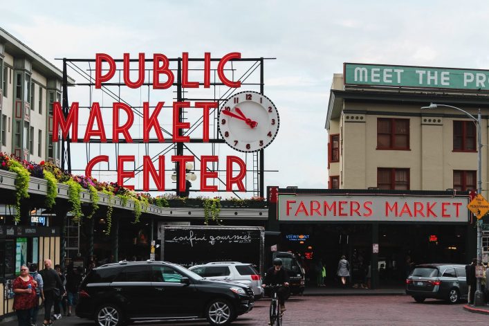 Eingang zum Public Market Center in Seattle