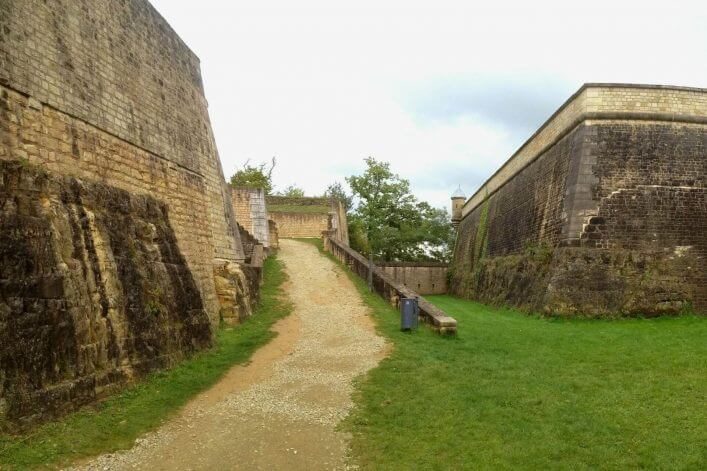 Die Festungsanlage beim Fort Thüngen