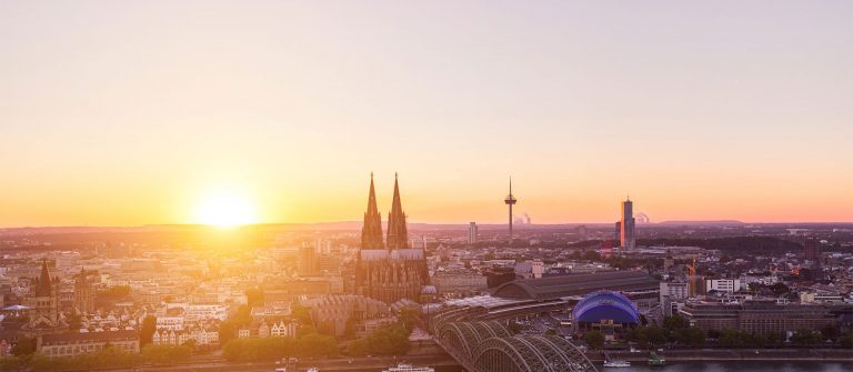 Ausblick über Köln beim Sonnenuntergang