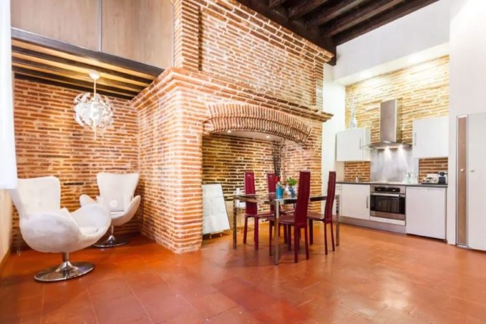 Airbnb in Toulouse