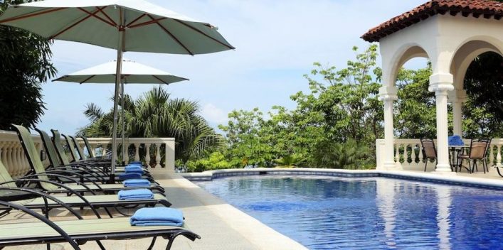 Parador Resort & Spa