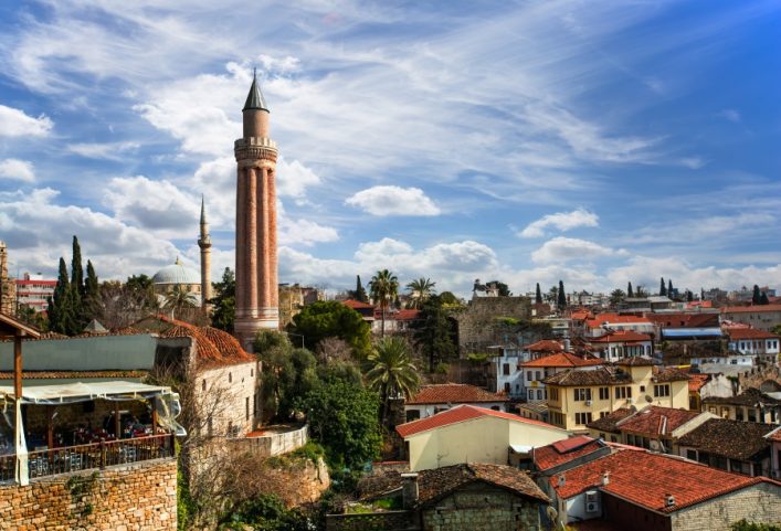 Altstadt-Kaleici-in-Antalya_shutterstock_451356523