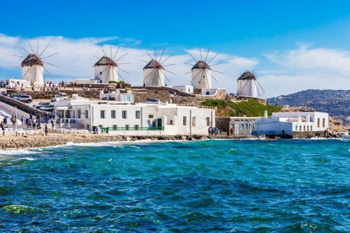 Typisch für Mykonos sind die Windmühlen
