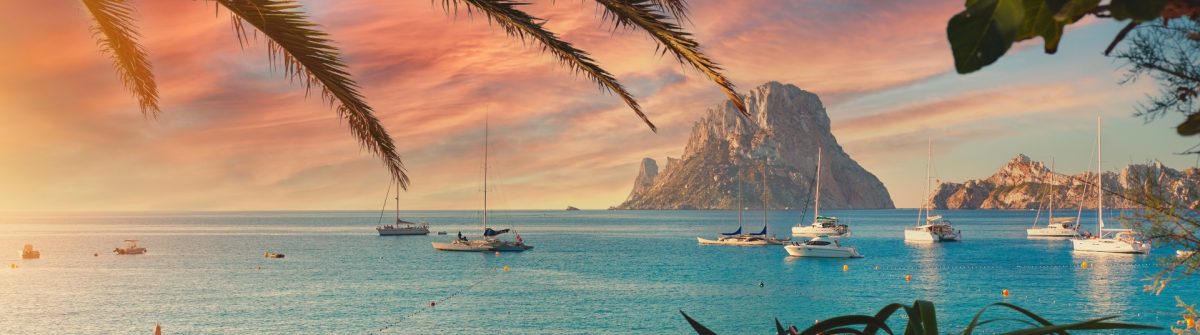 Cala-dHort_ibiza_GettyImages-1288415590_1920