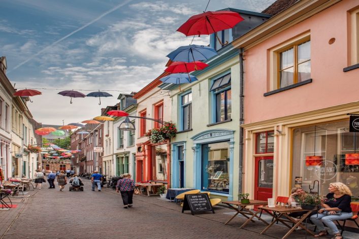 UG-Deventer-parapluutjes-naamsvermelding-@johnblutephotography