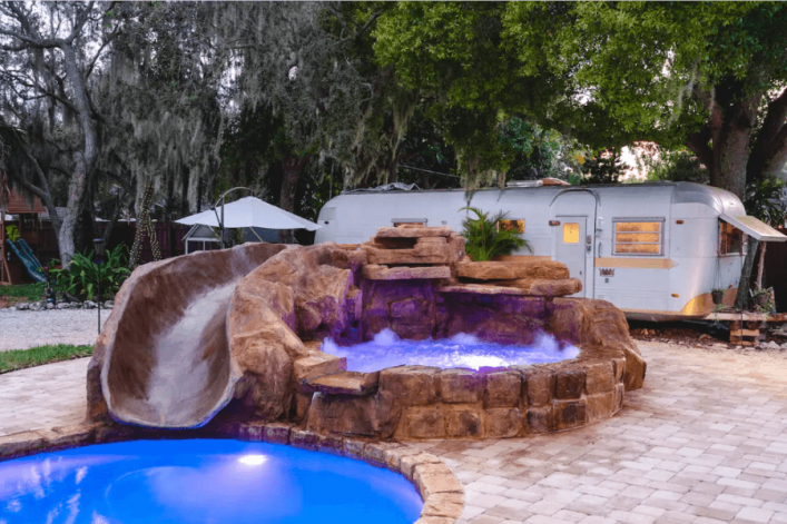 UG-Airbnb_Wohnwagen-Bradenton2-1