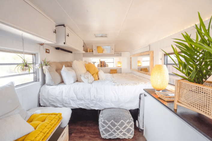 UG-Airbnb_Wohnwagen-Bradenton4-1