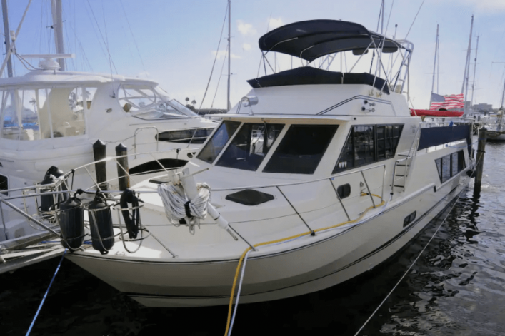 UG-Airbnb_Yacht-Bradenton1-1