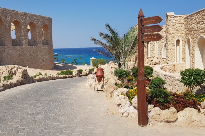 Weg zum Meer im Albatros Citadel in Sahl Hasheesh